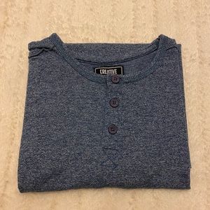 Short sleeves shirt